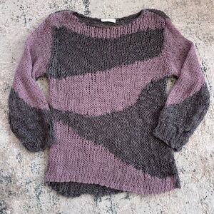 Hinge 2000s sweater